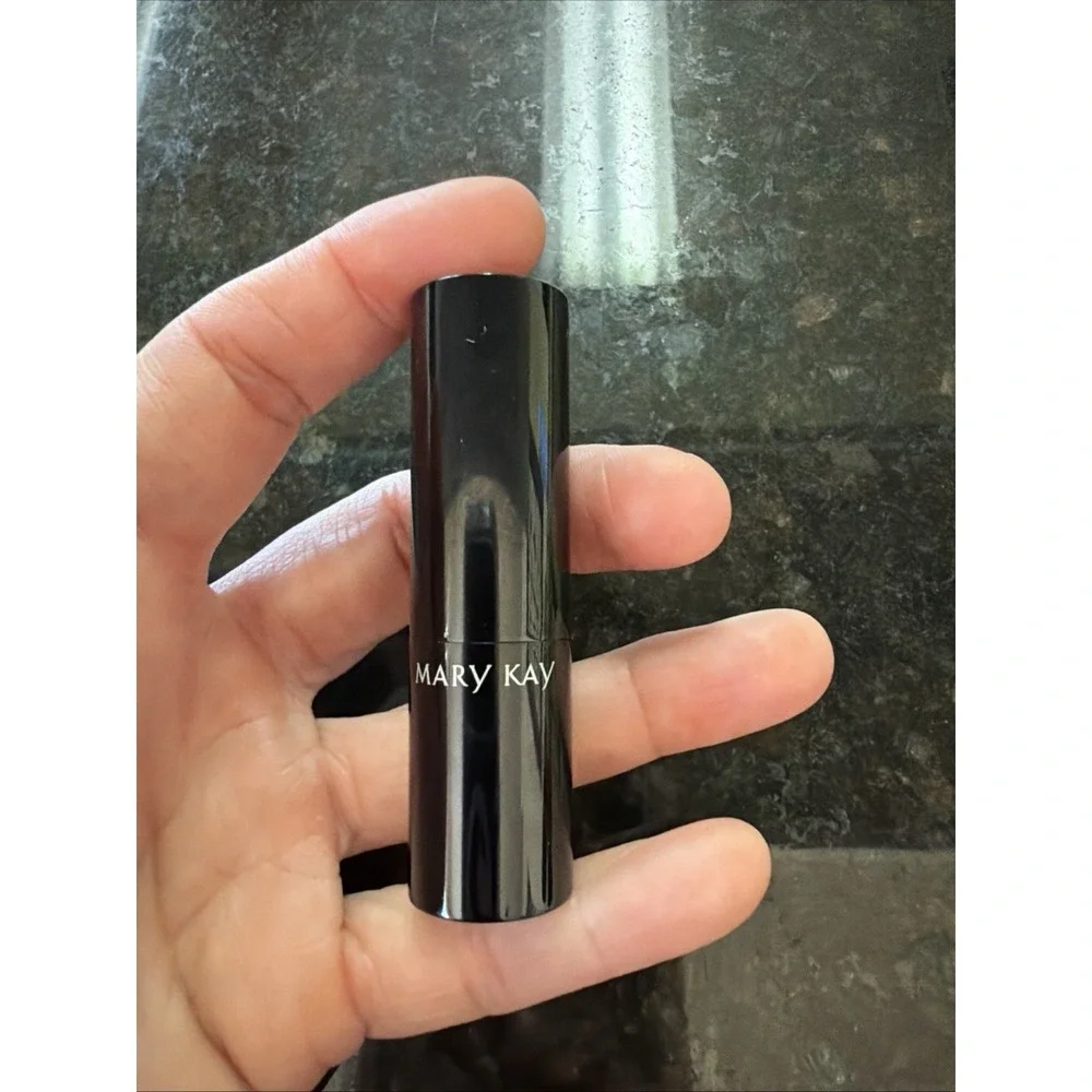 Mary Kay Matte Lipstick Grazie Violet 136538 Limited Edition Discontinued